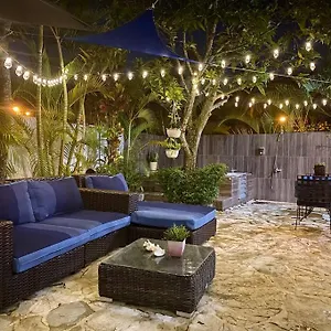 https://casa-con-parqueo-privado-patio-y-jacuzzi.santodomingobesthotels.com