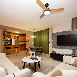 Dream Stay - Pool & Gym - 10Min Aeropuerto Y Homs Apartment